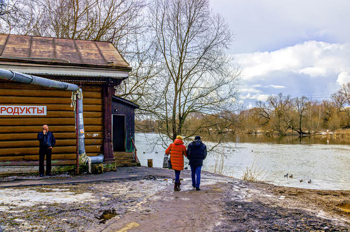 Десна подмосковная. Вода прибывает !
