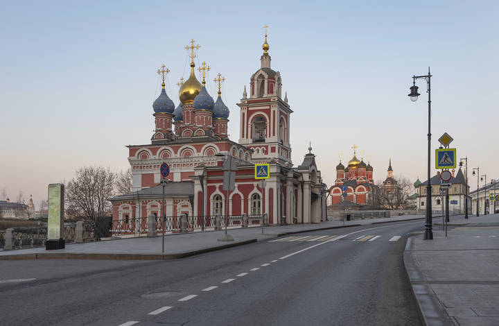 Варварка ранним утром