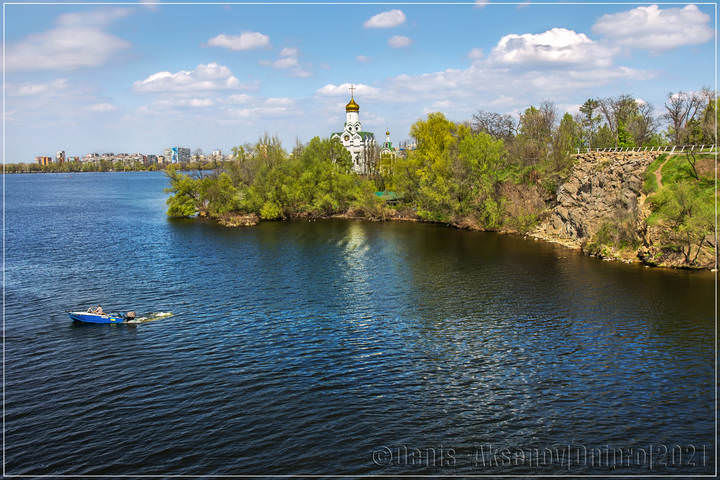 Монастырский остров
