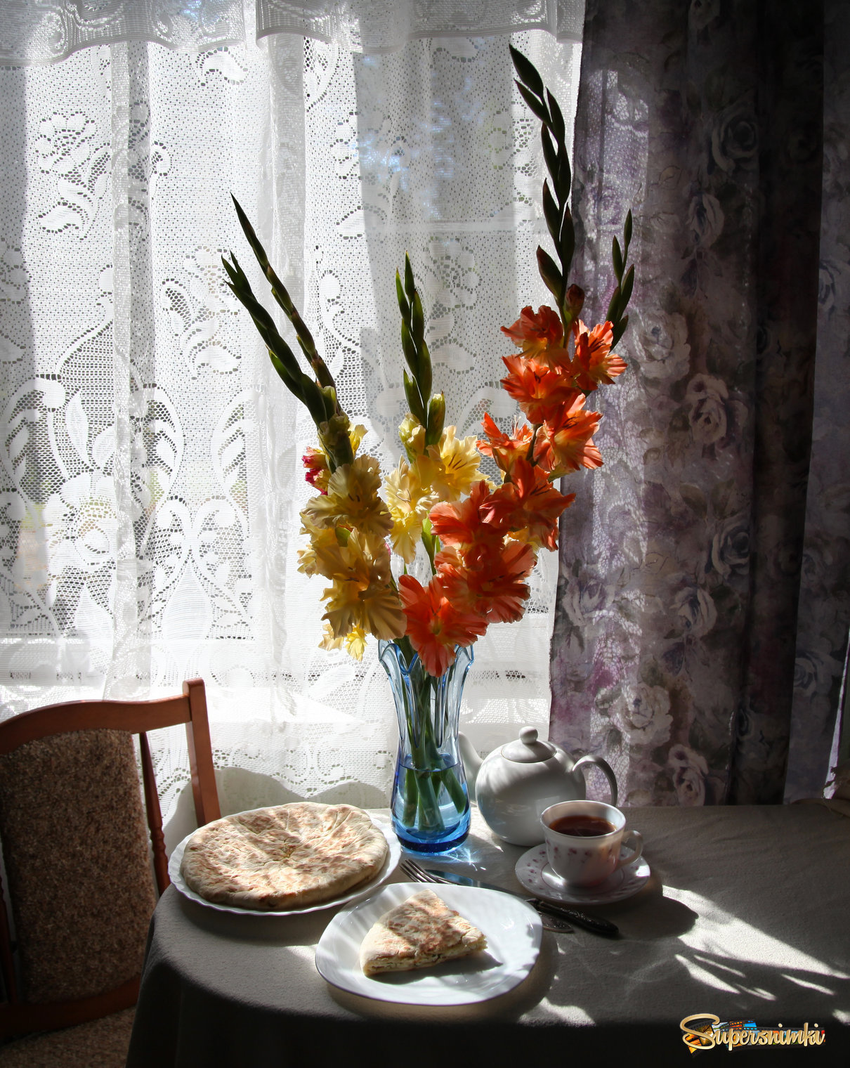 Завтрак с осетинскими пирогами.