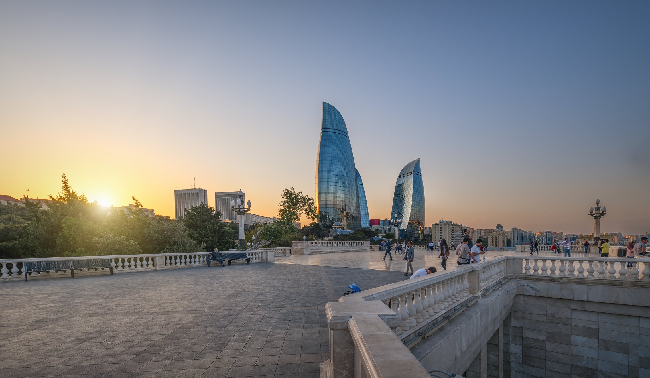 На смотровой площадке в Баку