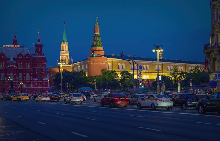Москва вечерняя
