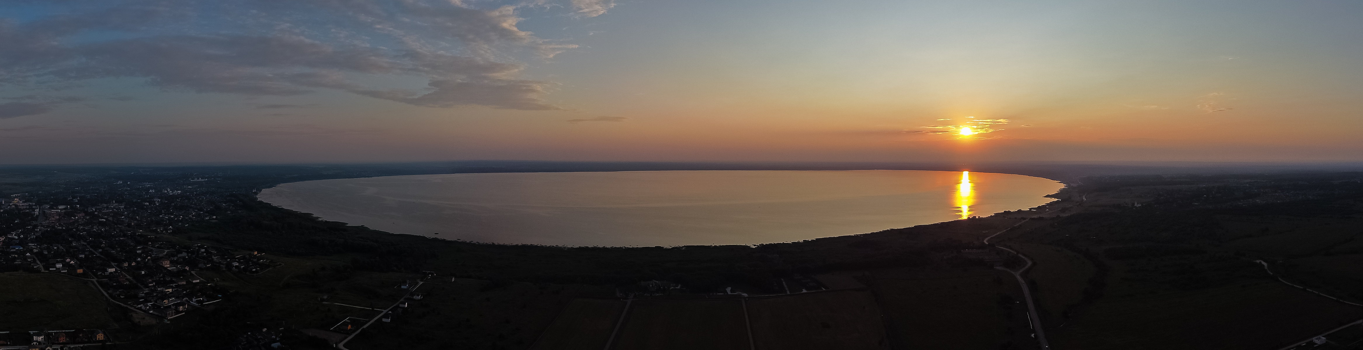 Закат на Плещеевом озере