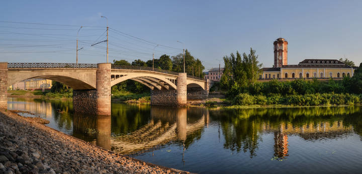 Про мост и башню (день)