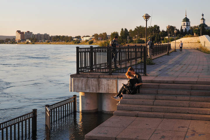 Вечерком на набережной