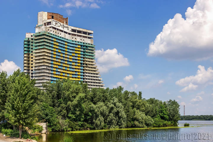 Гостиница "Парус"