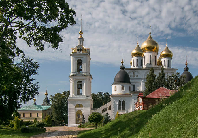  Кафедральный собор Успения Пресвятой Богородицы в Дмитрове. 