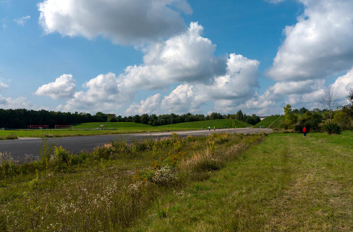Сентябрь еще не осень....