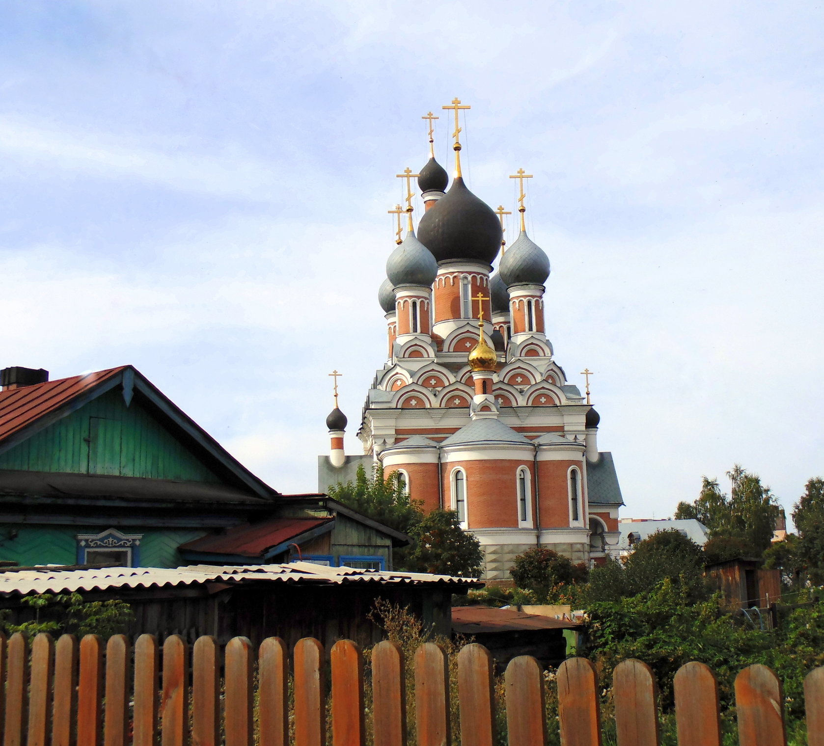Преображенский кафедральный собор в городе Бердск .