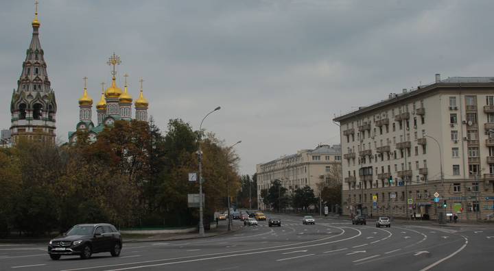Комсомольский проспект