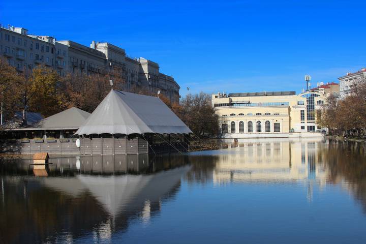 отражение в воде