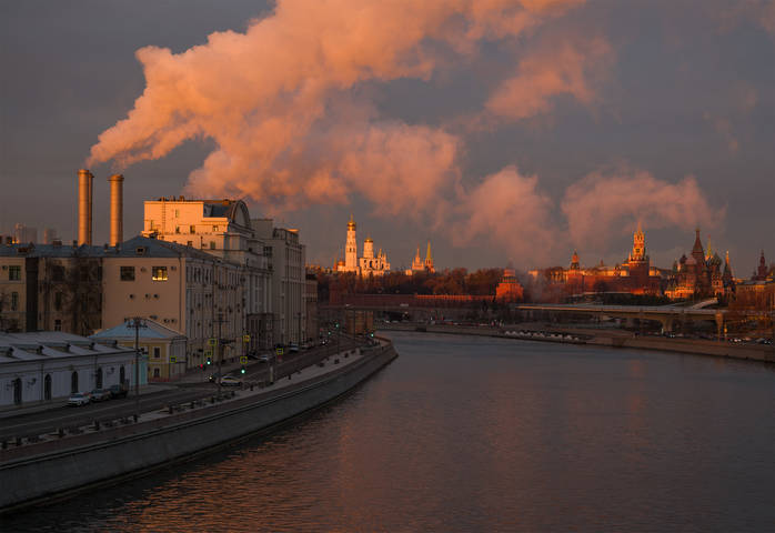 Москва рассветная