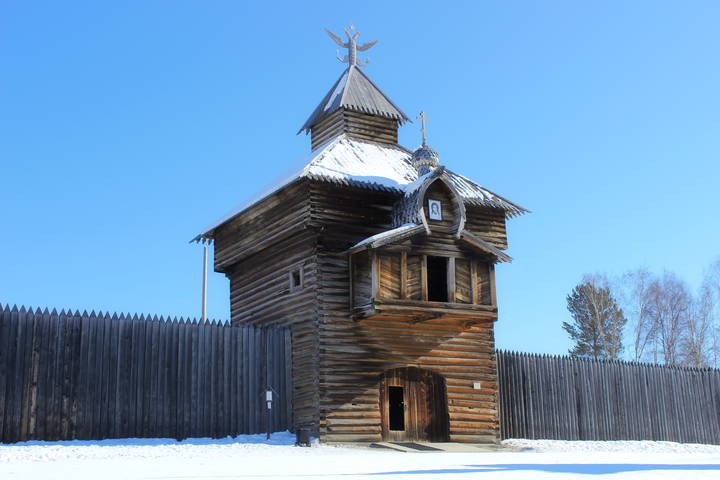 Спасская проезжая башня Илимского острога.
