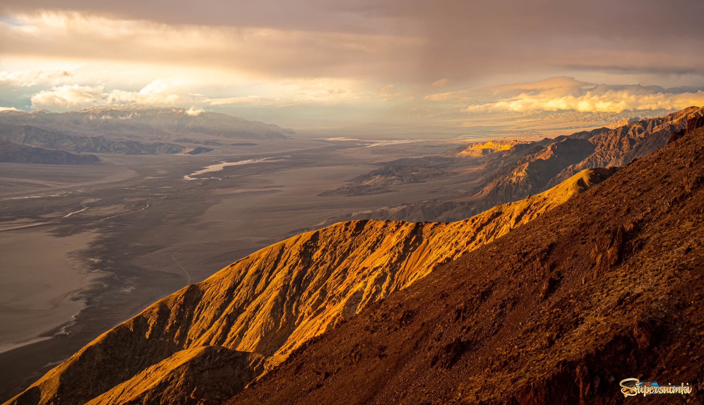 Sunset in Death Valley, California