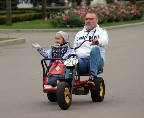 а теперь направо