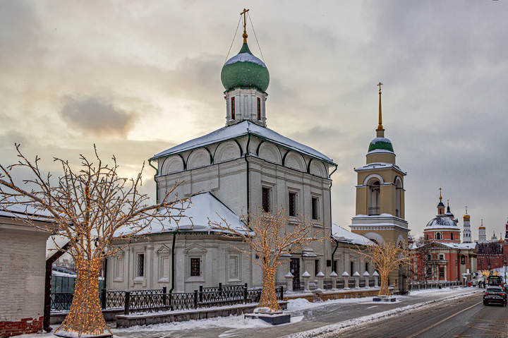 По Варварке к Васильевскому спуску...