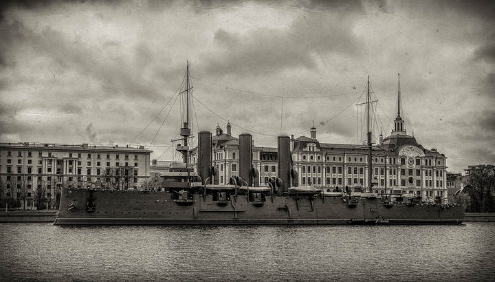 Санкт-Петербург, Крейсер Аврора...