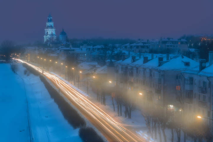 Фонари вечерней набережной.