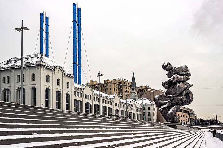 Две старейшие электростанции Москвы.
