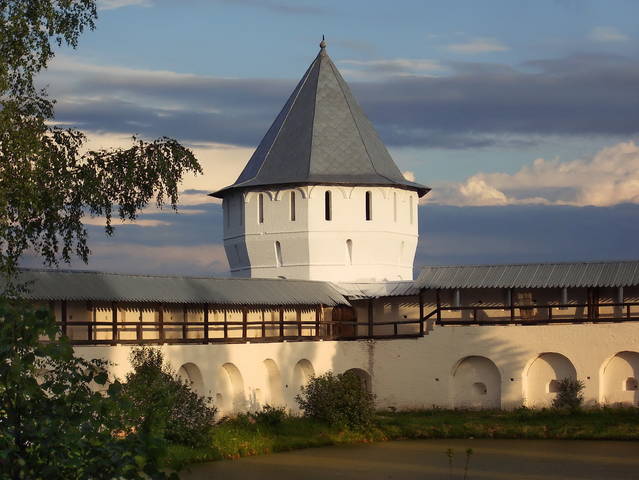 Утро монастырских стен