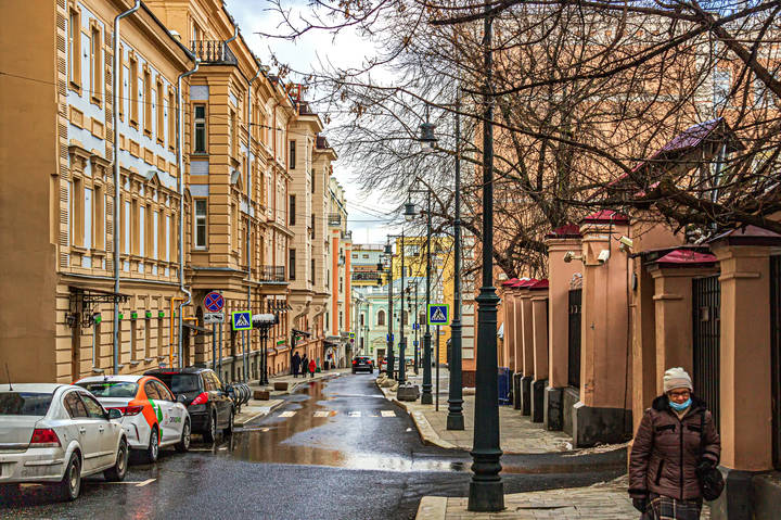 Варсонофьевский переулок .