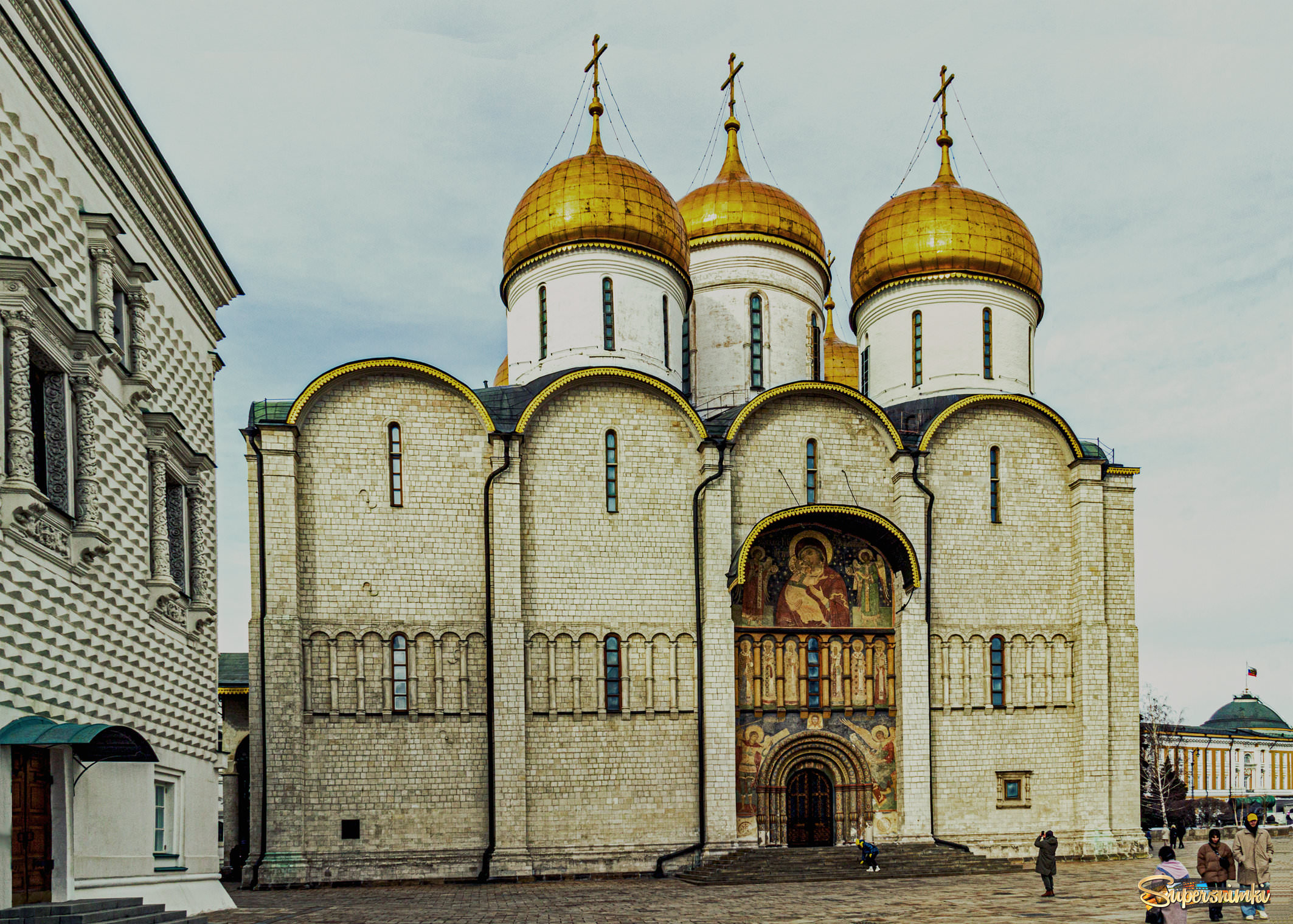 Успенский собор в москве фото снаружи
