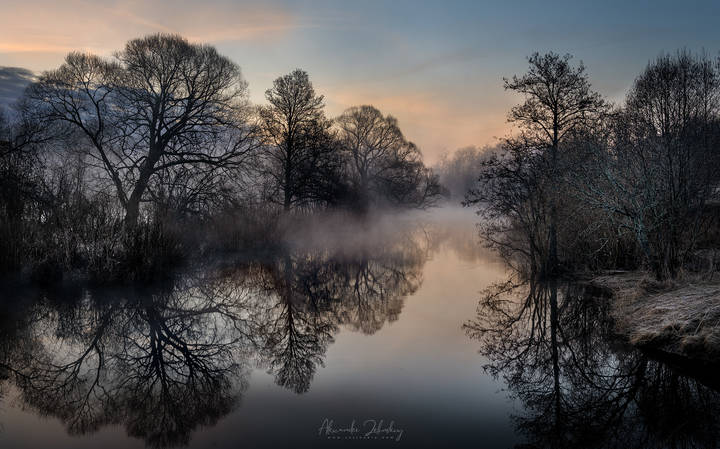 Краски весенней реки