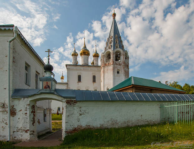 Свято-Троицкий Никольский мужской монастырь.