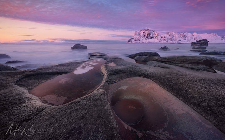 Colors of Arctic