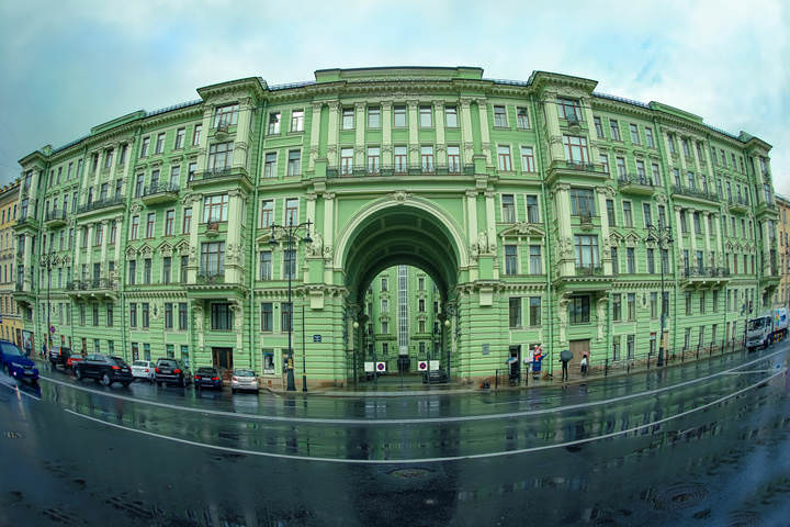 Зеленый дом на Кирочной