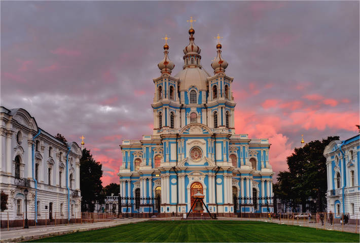 Смольный собор