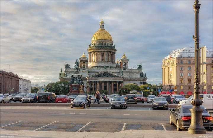 Вид на Исаакиевский собор