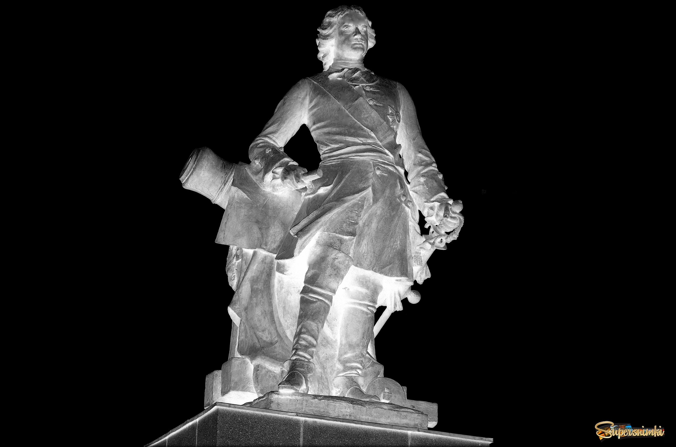 Cтатуя российского императора Петра I