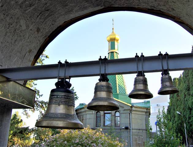Колокольня Храма во имя святого Александра Невского