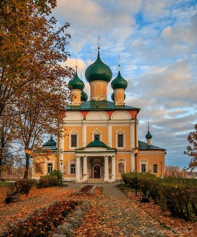 Собор Преображения Господня в Угличе.