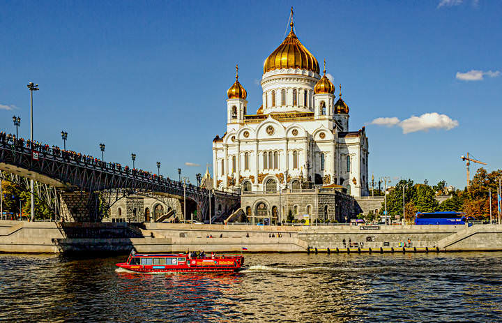 В утреннем свете...