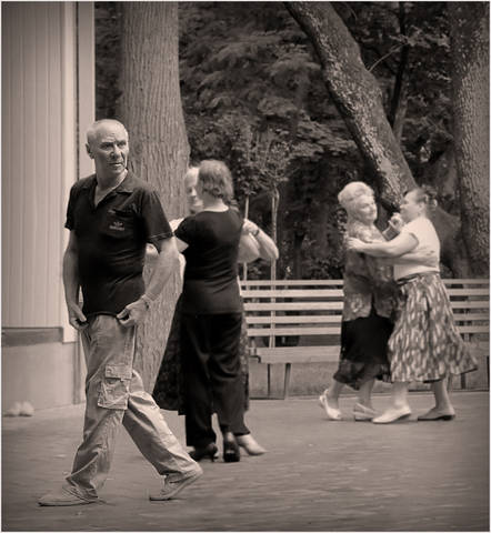 Учитель танцев..