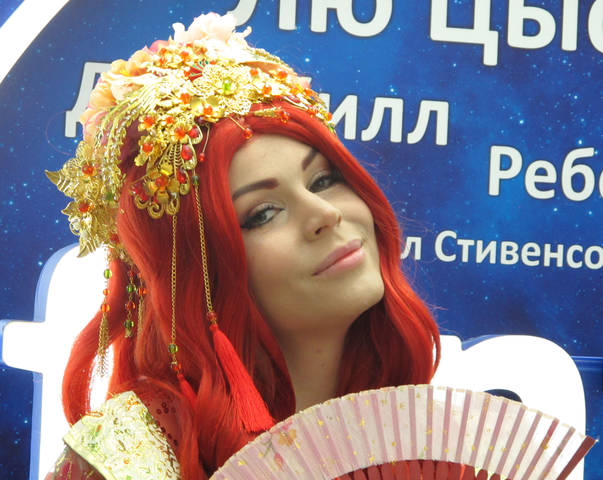 Блогер  Аня  Ичиос