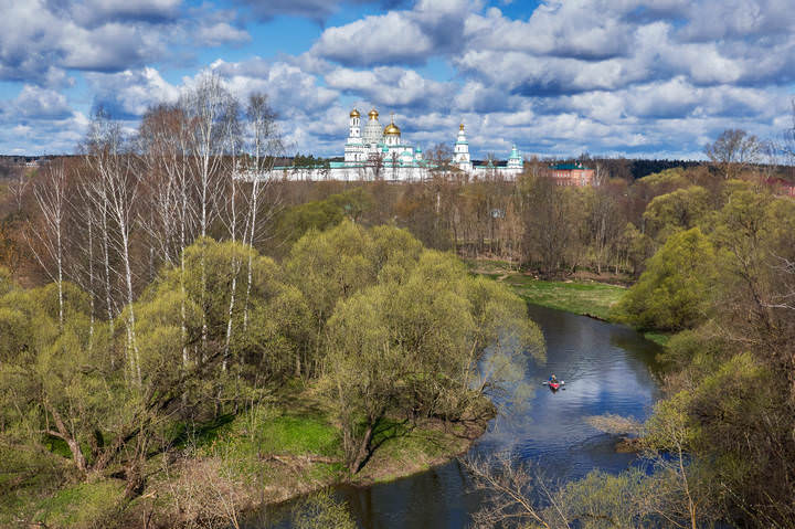 Весна
