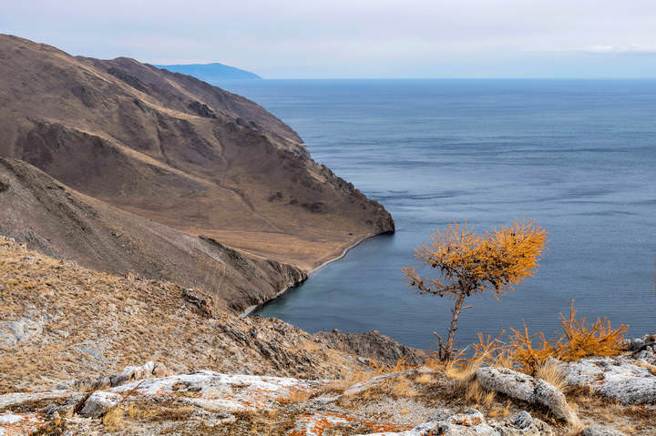Байкальские горы в конце октября.
