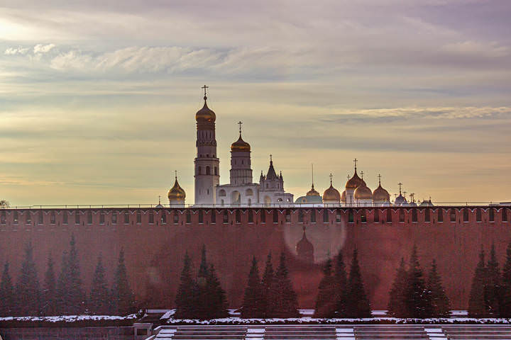 Кремлевская стена фото