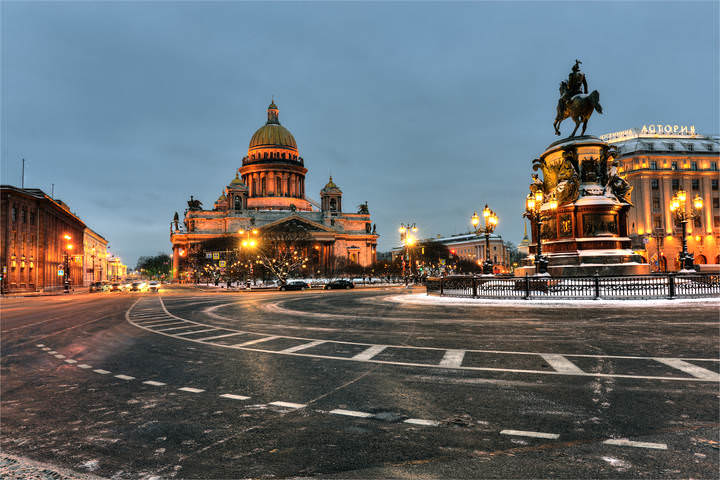 Исаакиевская площадь