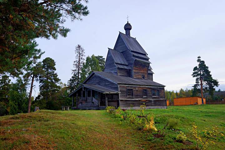 храмы русского севера. Церковь Георгия победоносца д. Родионового Лен.обл 1493г