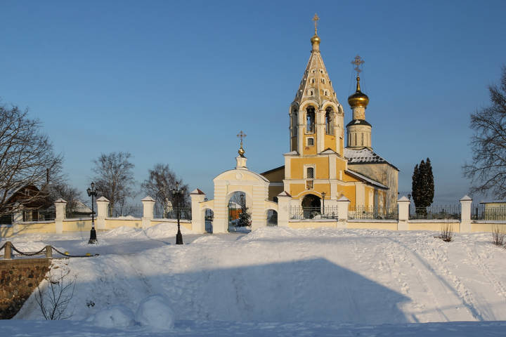 Храм