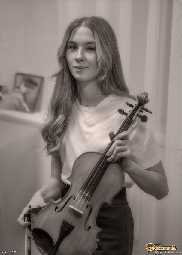 Юная скрипачка Злата Серебрякова