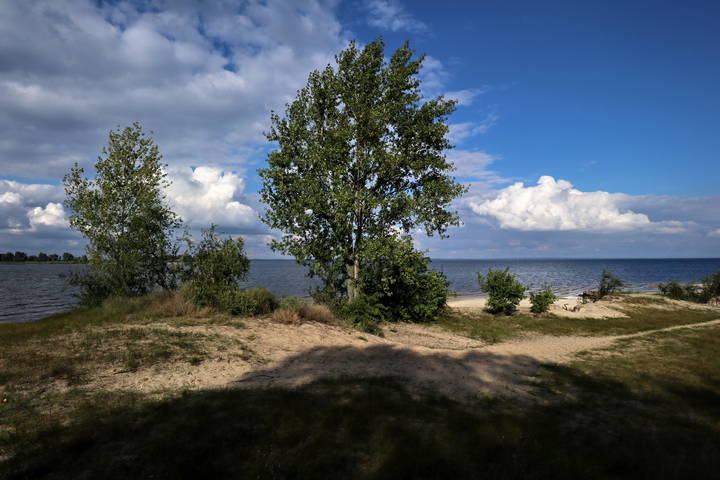  Переменная облачность.