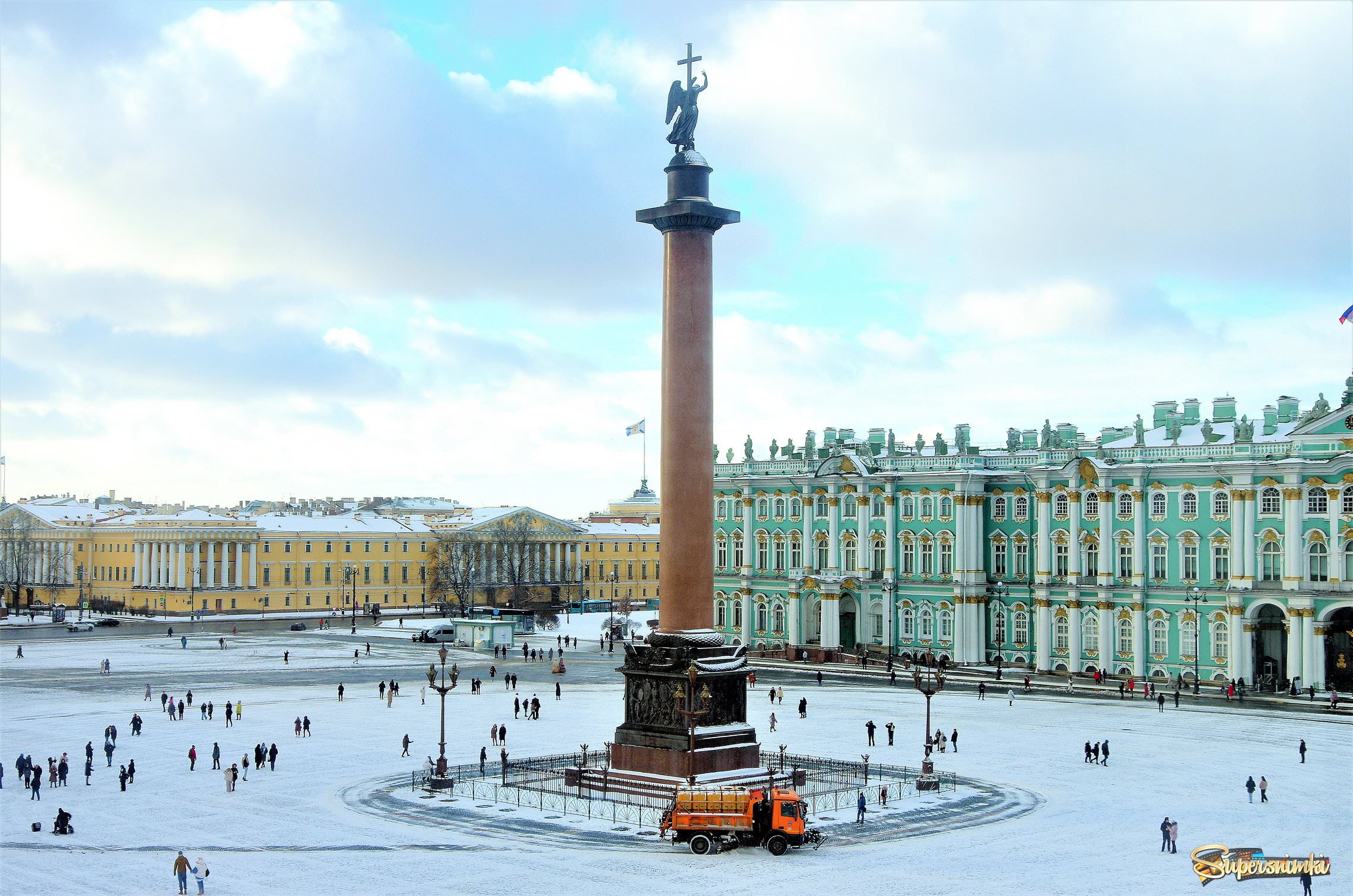 Панорама Дворцовой площади.