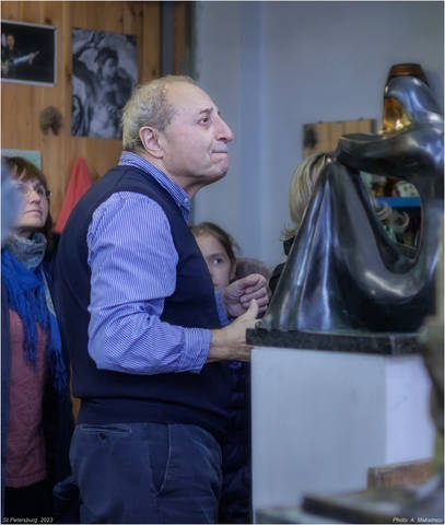 Скульптор Ашот Казарян. Праздник "День скульптора" в Санкт-Петербурге.