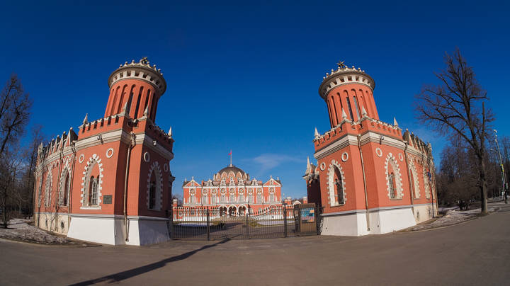 Петровский Дворец