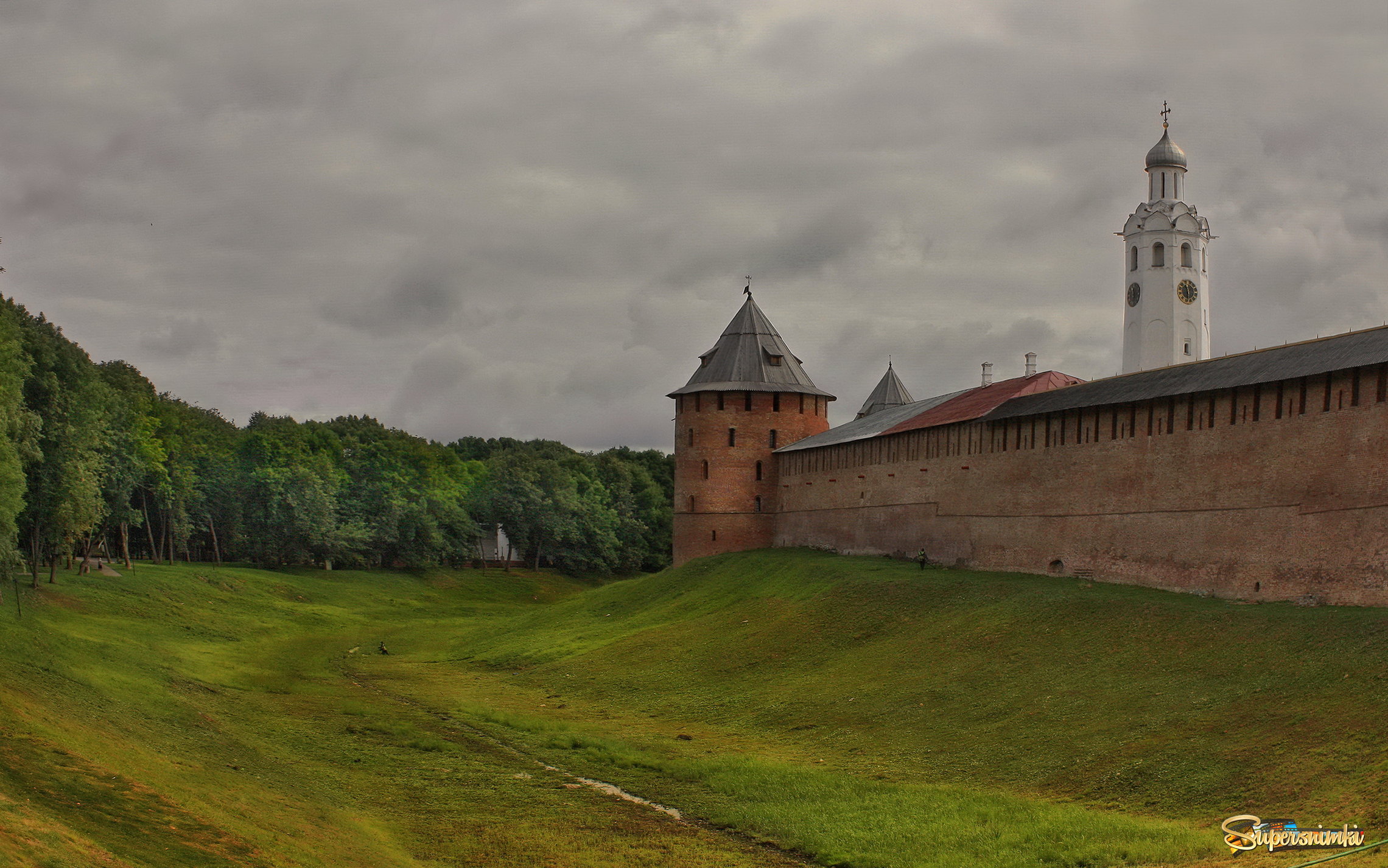 Стены Новгорода
